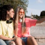 como ayudar a socializar a mis hijos